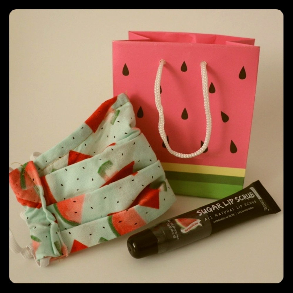 Lipscrubs